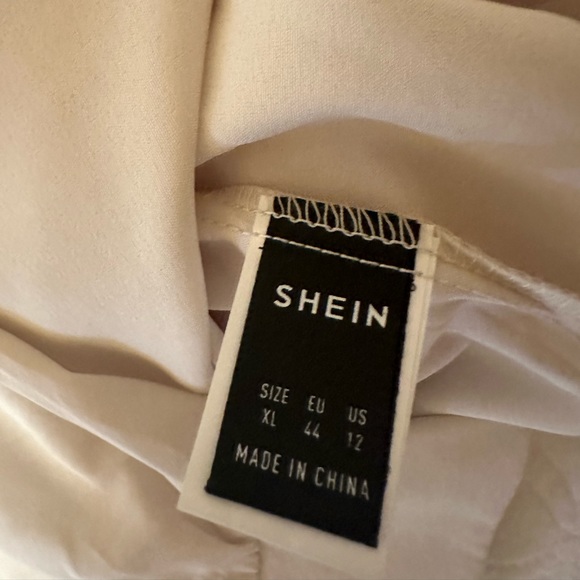 NWOT- SHEIN | XL (12) - Contrast Panel Asymmetrical Hem 2 In 1 Belted Blouse - Picture 11 of 11